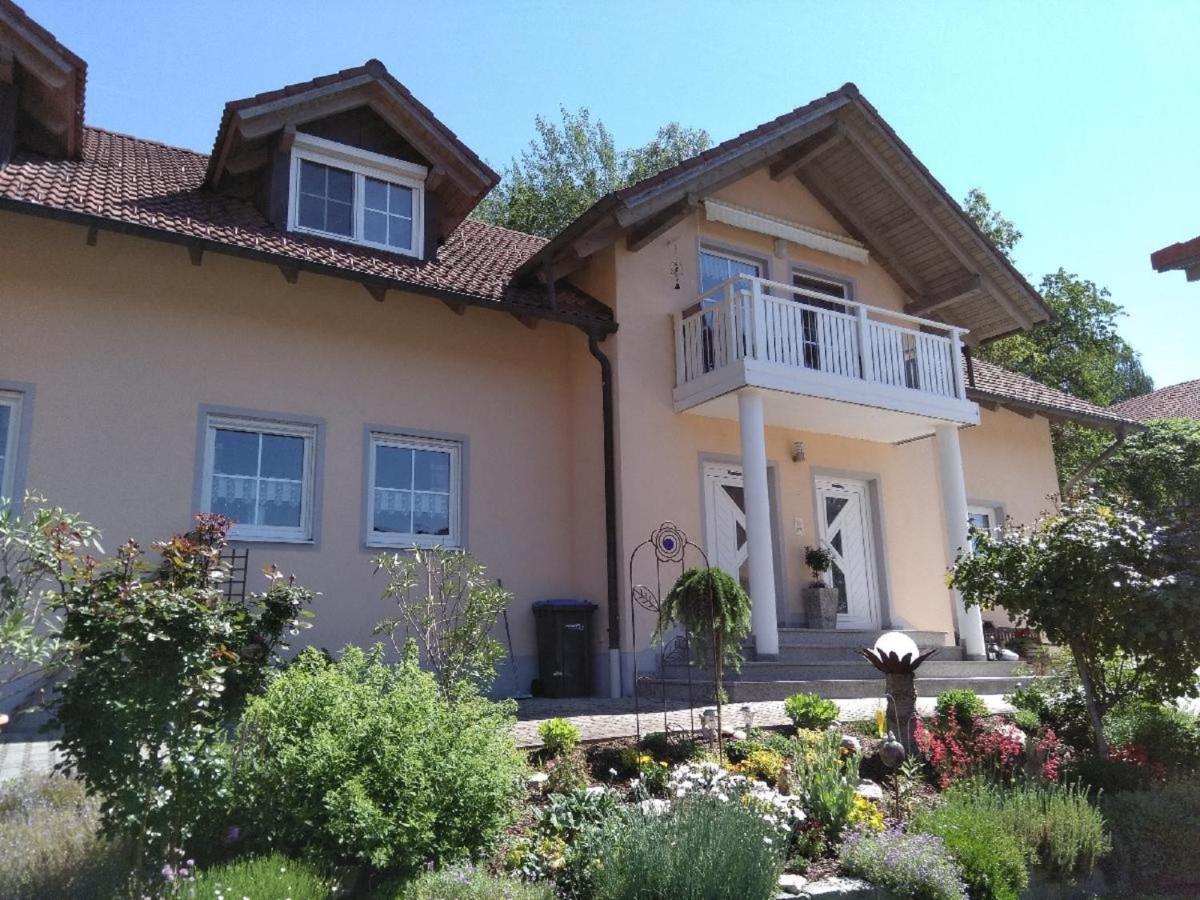 Ferienwohnung Pietzavka Wiesenfelden Exterior foto