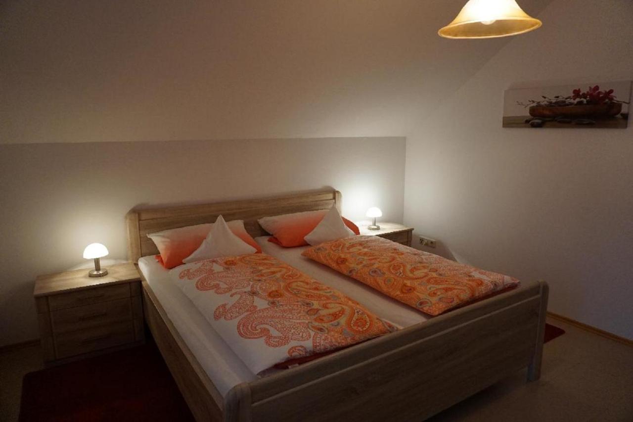 Ferienwohnung Pietzavka Wiesenfelden Exterior foto